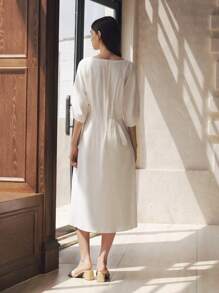 Chiquease 女式简约纯色缺口领喇叭复古连衣裙 - 白色 - 查看 2