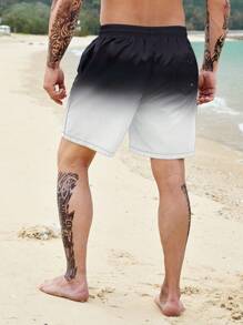 Manfinity Swimmode 大码男士渐变字母印花抽绳腰沙滩短裤