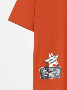 SHEIN 2 件青少年男童休闲短袖 T 恤和裤子套装，街头朋克摇滚学院风日常服装，适合春夏季、派对、音乐节，蓝黑色带英文印花 - 橘色 - 查看 7