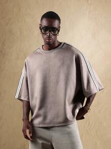 SUMWON Camiseta de manga corta con detalles de rayas oversize, estilo casual de calle, ajuste relajado, prenda esencial de streetwear - Marrón Mocha - Ver 5