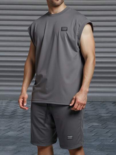 Manfinity Homme 大码男士无袖背心和短裤套装