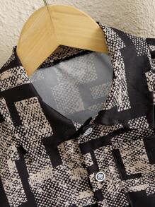 Mirajuku Set de 2 prendas para niños pequeños: camisa de manga corta con cuello y estampado floral, y pantalones cortos casuales para exterior, conjunto de verano - Negro - Ver 4