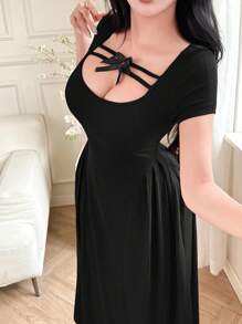 Feyla Women's Solid Color Slim Strap Short Sleeve Waisted Summer Fabric Textured Fashion Dress - Black - View 5