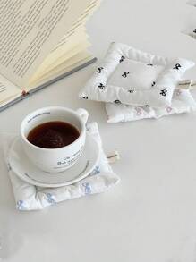 SHEIN 1 件甜美蝴蝶结杯垫极具吸引力的级别女孩蝴蝶结印花餐垫双面加厚织物隔热垫适用于客厅、新居礼物、家居装饰 - 彩色 - 查看 3