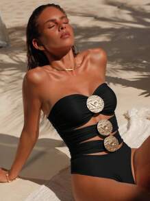 Swim Chiccia 1 pezzo Crop top elegante in metallo nero con design segmentato