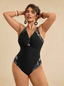 Travachic 大码女式连体热带花卉印花 V 领性感沙滩泳衣，休闲夏季 - 黑色 - 查看 5