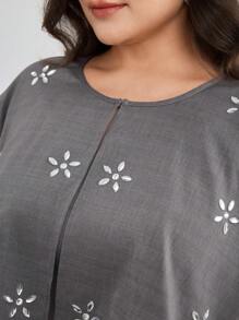 Modelyn 2pcs/Set Women Plus Size Floral Rhinestone Decorated Top And Mermaid Dress, Elegant - Grey - View 6