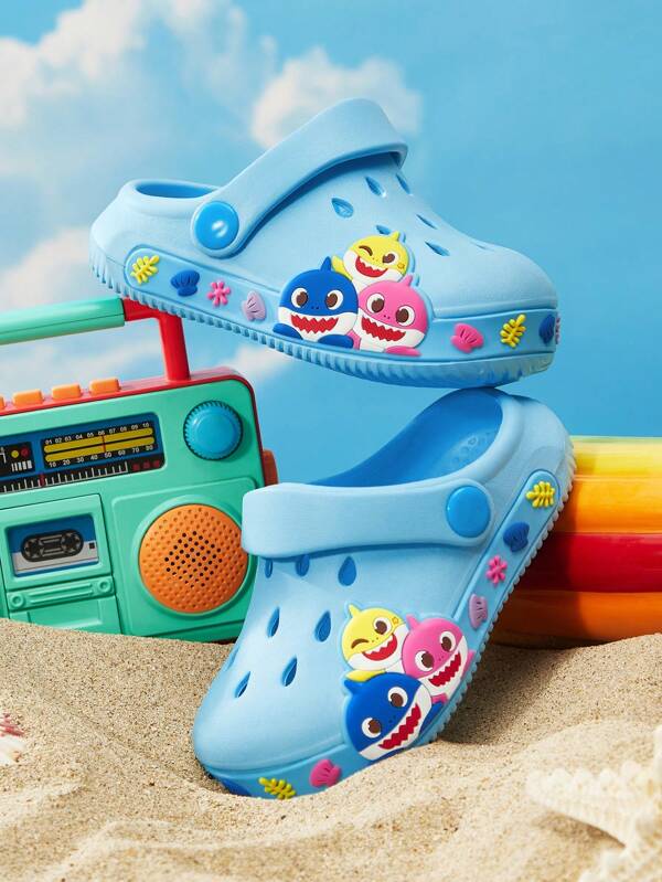 BABY SHARK X SHEIN Sandalias ligeras, transpirables y antideslizantes de EVA con diseño de peces de dibujos animados del océano, adecuadas para interiores y exteriores, unisex para niños y niñas pequeños