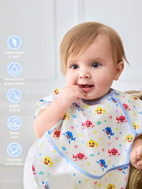 BABY SHARK X SHEIN 0-2 Years Baby Waterproof Anti-Oil Anti-Fouling Bibs, Cute Cartoon Fish Design In White, Suitable For Boys & Girls, Soft & Lightweight, Ideal For Feeding, Foldable And Portable