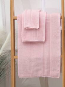 SHEIN Set de 3 piezas de toallas suaves y absorbentes de unicolor moderno: 1 toalla de mano, 1 toalla de baño, 1 toalla de baño, decoración de baño unisex para el verano - Rosa - Ver 4