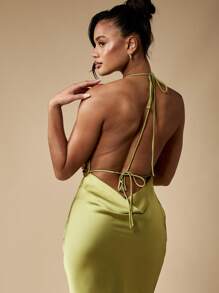 MISSGUIDED Luxury Cowl Neck Maxi Evening Gown Satin Halter Formal Dress Open Back Floor Length Special Occasion Wedding Guest Dress