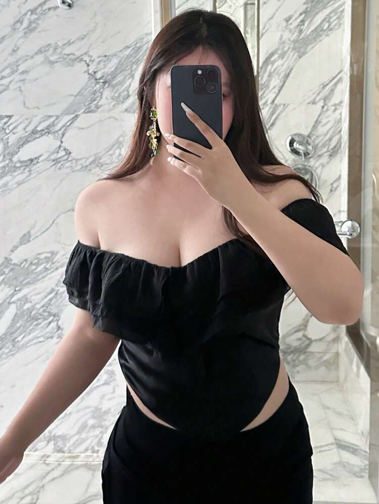 Dazy Plus Plus Size Solid Color Black Off Shoulder Asymmetrical Hem Cropped Blouse, Going Out Top Vacation