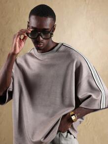 SUMWON Camiseta de manga corta con detalles de rayas oversize, estilo casual de calle, ajuste relajado, prenda esencial de streetwear - Marrón Mocha - Ver 3