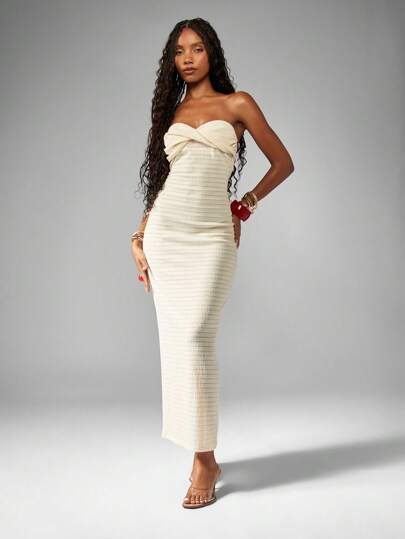 MISSGUIDED Strapless Textured Twisted Sweetheart Neckline Stretchy Form  Fitting Midi DressMISSGUIDED
