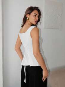 Lavishia Blusa sin mangas con cintura ceñida y flores 3D elegante y sólida, para uso diario, elegante verano, playa, vacaciones, fiesta, lentejuelas, casual de negocios, trabajo, oficina para mujeres, casual de negocios, atuendo de mujer de negocios, parte superior profesional para mujer - Blanco - Ver 2