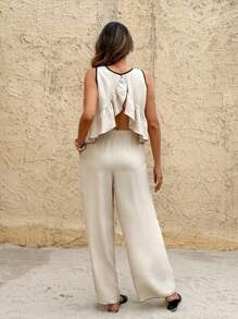 SHEIN Frenchy 2 件套女士夏季圆领荷叶边下摆无袖上衣和裤子套装 - 杏色 - 查看 7