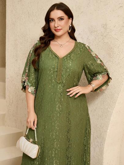 Al Najma Plus Size Green Lace Long Modest Dress With V-Neck And Elegant Embroidered Half Sleeves, Perfect Arabian Wear For Women. Kaftan Jalabiya Dress