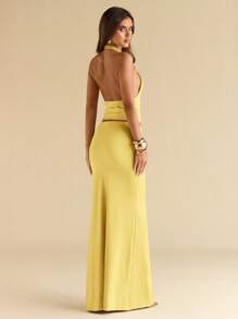 SHEIN BAE 女士金属装饰咖啡棕色鱼尾修身针织露背套装 - 黃色 - 查看 2