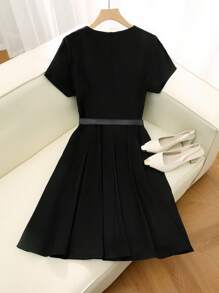 Flirla Plus Size Women's Elegant Color Block Waist Belt Dress, French Workwear Style