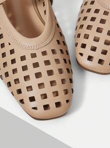 MOTF PREMIUM Sepatu Balet Kulit PU Berongga - Khaki - View 6