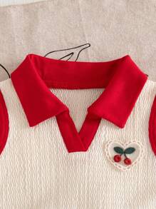 SHEIN Vintaside Kids 女婴夏季新款杏色纹理针织领拼接爱心3D装饰上衣和牛仔短裙套装，复古樱桃刺绣，可爱复古幼儿服装，复古女婴服装 - 彩色 - 查看 4