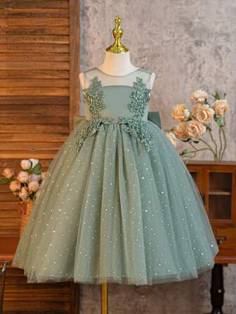 SHEIN Glamorique Kids Elegant Resort Birthday Party Wedding Flower Girl Mesh Sequin Embroidered Floral Pattern Princess Dress For Girls Sage Green Flower Girl Dress Sage Green Flowergirl Dress Eucalyptus Flower Girl Dress Girls Dresses Elegant Sage Green Sage Green Kids Formal Dress