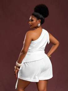 Veslaya 2025秋冬新品，女士秋冬装，万圣节，音乐节，复活节，西部风，游牧风，生日派对，毕业典礼，学生，日常穿着，休闲，度假，邮轮旅行，沙滩，日光浴，时尚，女士大码白色单肩系带蝴蝶结上衣+松紧腰短裤休闲套装 - 白色 - 查看 2