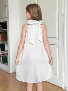 SHEIN 青少年女孩优雅纯白色挂脖珍珠铆钉后背蝴蝶结喇叭形 A 字无袖连衣裙 - 白色 - 查看 7