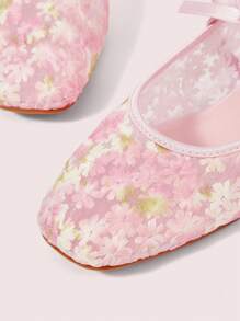 CUCCOO DOLLMOD Floral Embroidered Mesh & PU Bow Decor Elegant Flat Sandals For Christmas - Pink - View 9