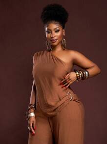 Veslaya 2025新款夏季休闲优雅度假日常约会通勤生日派对沙滩度假单肩斜下摆金属装饰上衣+阔腿裤超长裤棕色梭织面料女加大两件套-B