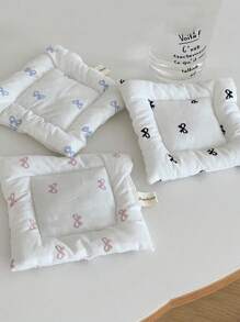 SHEIN 1 件甜美蝴蝶结杯垫极具吸引力的级别女孩蝴蝶结印花餐垫双面加厚织物隔热垫适用于客厅、新居礼物、家居装饰 - 彩色 - 查看 1