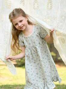 Young Girl' Simple Fresh Blue & White Plaid Ditsy Floral Ruffled Collar Casual Nightgown Loungewear Young Girls Clothing Dress Young Girls Clothing Spring Young Girls Clothing Cute Young Girls Clothes Young Girls Clothing Dresses Kids Summer Clothes Young Girls Dresses Kids Clothes Girls Young Girls Dresses Young Girls Dresses Summer Dresses For Kids