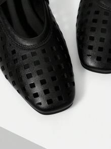 MOTF PREMIUM 镂空PU皮革芭蕾平底鞋 - 黑色 - 查看 5