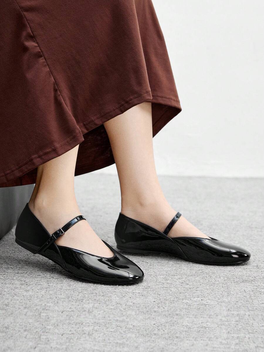 CUCCOO BIZCHIC 女士时尚百搭简约休闲玛丽珍平底鞋 - 黑色 - 查看 1