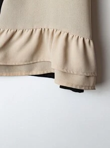 SHEIN LUNE CURVE 大码女式简约双色纽扣细节荷叶边衬衫，女士夏季上衣 - 彩色 - 查看 3