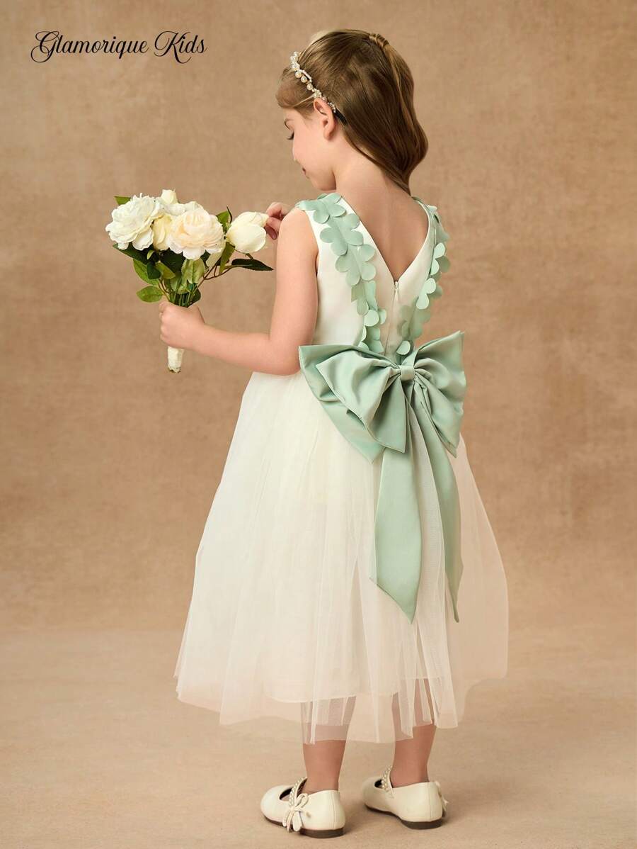 SHEIN Glamorique Kids 女孩公主裙、花童裙、生日派对裙、婚礼礼服、无袖、白色缎面薄纱泡泡裙、后背蝴蝶结、3D花朵、中东、欧式风格 - 白色 - 查看 1