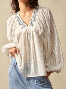 SHEIN BohoFeels Áo sơ mi nữ dài tay rộng cổ chữ V dệt kim màu trơn phong cách Bohemian - trắng - Xem 6