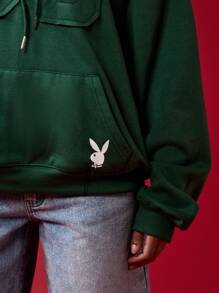 Missguided x Playboy Moletom Clássico com Cordão Estilo Universitário e de Campus, Aconchegante Streetwear Casual Essencial de Inverno, Básico Athleisure Outono Loungewear - Verde Escuro - Visão 6