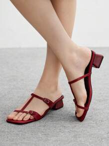 CUCCOO BIZCHIC 女士简约交叉扣装饰黑色方头平底凉鞋，舒适 - 酒紅色 - 查看 1