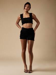 MISSGUIDED Conjunto a juego de top corto tipo Bardot con pliegues y shorts tipo booty para verano, ideal para festivales, vacaciones en la playa, clubes y fiestas - Negro - Ver 5