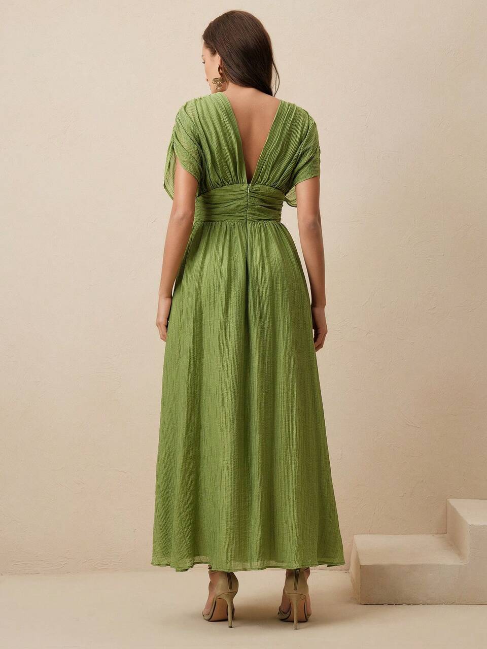 Women's V-Neck Ruched Waist Dress With Dolman Sleeves, Green, Suitable For Beach Vacation, Spring/Summer