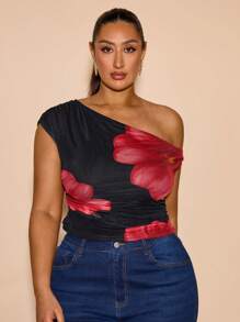 SHEIN BAE Nouveau T-shirt moulant en tricot texturé à encolure asymétrique froncée pour femmes grandes tailles, idéal pour les vacances d'été à la plage. Hauts à motif marguerite, hauts mignons, hauts d'été mignons, tenues bohèmes, tenues de vacances, tenues d'été - Noir - Voir 6