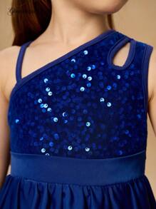 SHEIN 女童圣诞礼服、派对礼服、新年礼服、适合儿童的公主裙、不对称露背亮片礼服、蓝色礼服、蓬蓬裙、生日派对礼服、婚礼司仪礼服、中东和欧洲四季礼服、嘉年华礼服。 - 寶藍色 - 查看 5