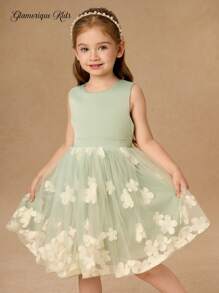 SHEIN Glamorique Kids 女童公主裙 花童生日派对婚礼节日礼服 缎面质感面料 无袖豆绿色下摆 立体花朵网纱连衣裙 欧美邮运幸运蝴蝶结肩带 复活节 夏季 优雅派对 - 薄荷綠 - 查看 5