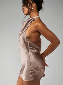 MISSGUIDED Đầm ngắn bằng vải satin ánh kim, cổ yếm, hở lưng, thích hợp cho tiệc tùng, dạ hội, câu lạc bộ, các dịp đặc biệt và trang phục trang trọng. - Bụi hồng - Xem 6