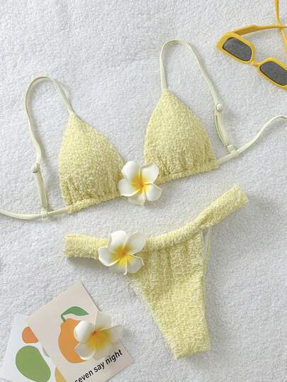 Soleia 女士泳衣套装，采用花卉装饰、褶皱面料、可调节肩带和系带设计三角裤，性感优雅复古夏季海滩派对风格，两件套