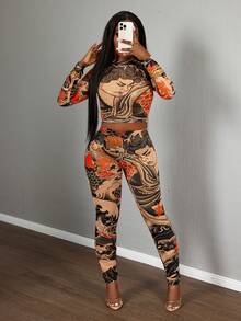 Slaydiva 2025春夏新款波西米亚音乐节复活节休闲日常个性街头时尚派对性感甜美可爱复古红黑色弹力网眼镂空网眼动漫人物波浪日式图案印花圆领修身短款长袖上衣搭配低腰松紧腰修身长裤女两件套 - 紅色 - 查看 4