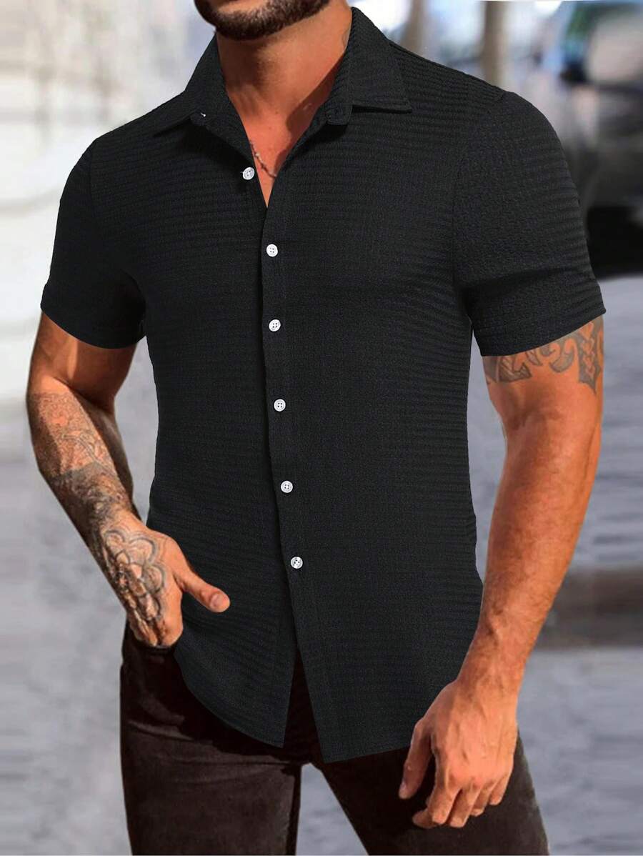 Manfinity Homme Men's Summer Solid Color Single-Breasted Casual Commuter Short Sleeve Shirt - Black - View 1