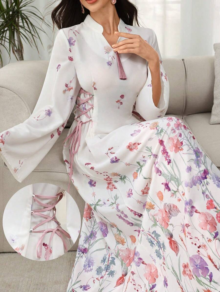 SHEIN Najma 长立领花卉侧开衩抽绳连衣裙，春夏 - 彩色 - 查看 1