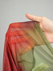 Slaydiva 2025 Autumn New Plus Size Women's Casual Street Style Sexy Sheer Mesh Color Block Patchwork Print Short Sleeve Fitted Blouse, Suitable For Music Festivals, Sexy Street Style, Graduation Season, Western Nomadic Style, Bohemian Style, Daily Outings, Motorcycle Sports, Clubs, Bombshell, Birthday Parties, Student Wear, Basic Versatile, Casual, Vacation, Cruise Travel, Beach, Sunbathing, Viral , Party Gatherings